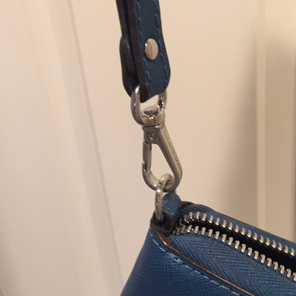 Michael Kors Wristlet or Wallet - Picture 5 of 5